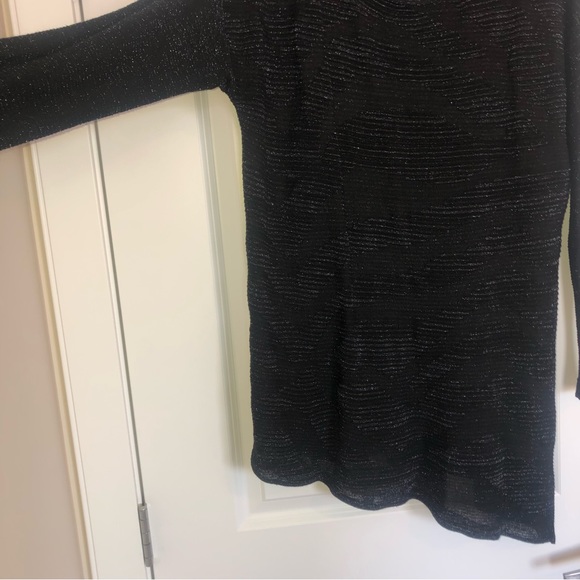 Michel Studio Tunic - Picture 2 of 9